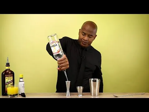 6 How to Pour & Measure - Tipsy Bartender Course